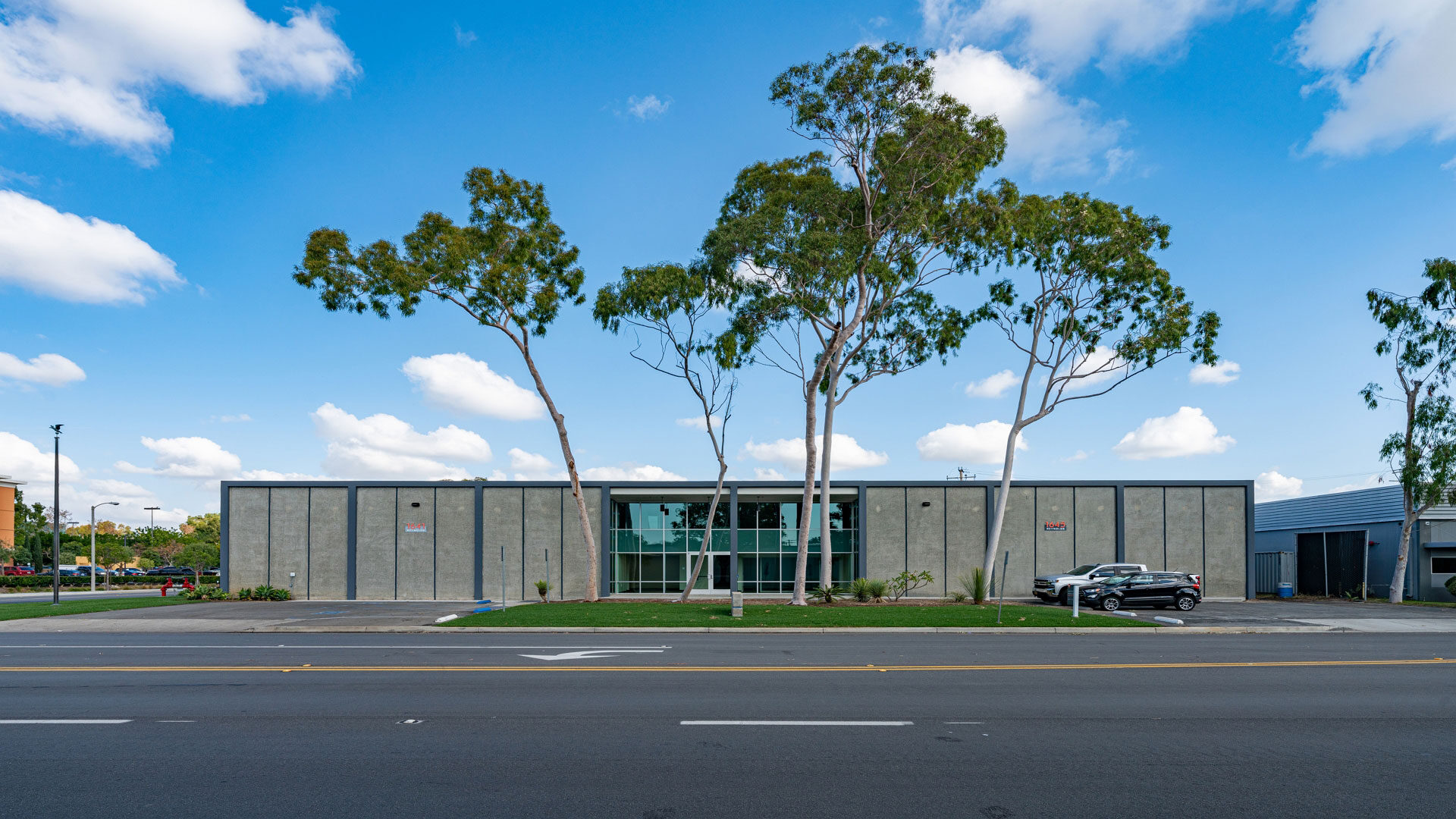 deVries International - Irvine, CA - Slater Builders