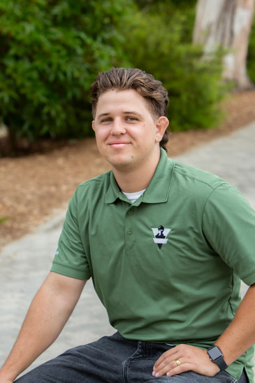 Zachary Boyer - Field Assistant